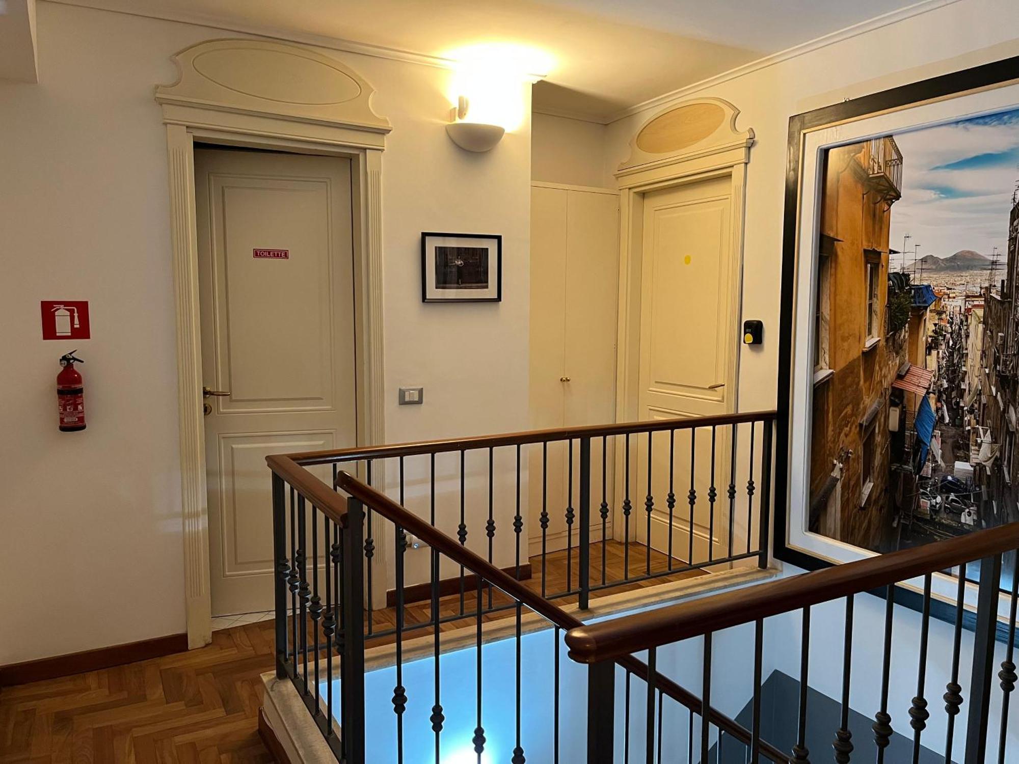 Palazzo Rota Guesthouse Νάπολη Εξωτερικό φωτογραφία